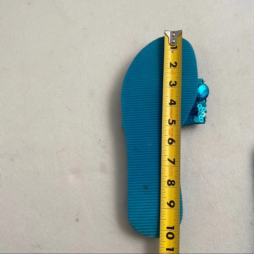 Colin Stuart turquoise bling jeweled flip flops 9/10 - Picture 5 of 6